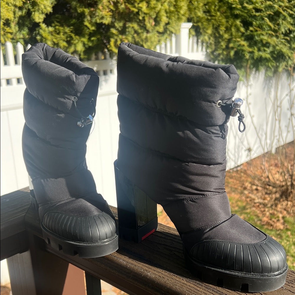Christian Louboutin Oriana Lug size 41